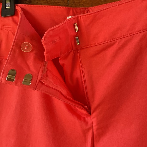NY&C Women’s Capri Pant - Picture 3 of 7